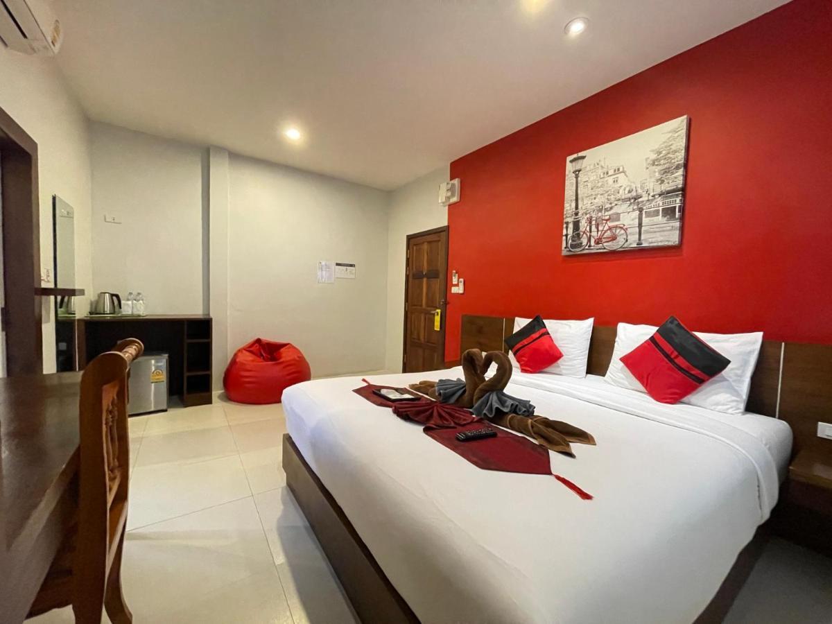 กู๊ด ไนน์ แอท โฮม Hotel Rawai ภายนอก รูปภาพ