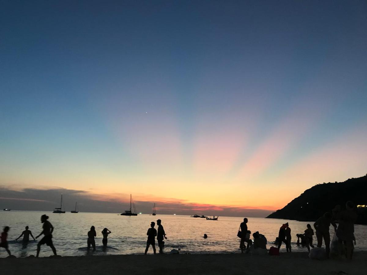 กู๊ด ไนน์ แอท โฮม Hotel Rawai ภายนอก รูปภาพ